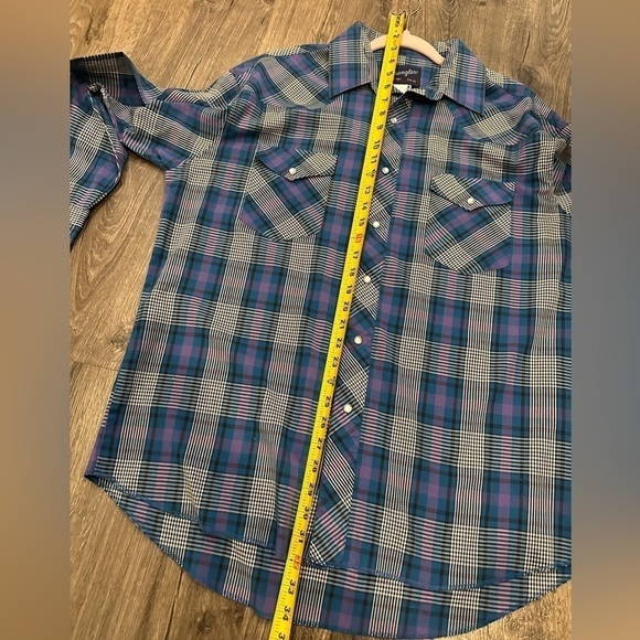 Vtg Western Shirt Wrangler 16.5x34 Cowboy Cut Pearl Snap Blue Plaid XLong Tails - Picture 9 of 9